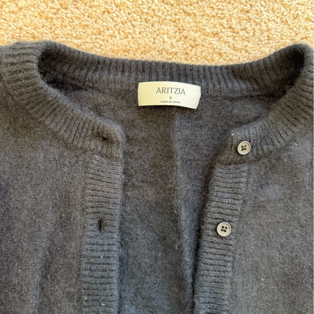 Aritzia Black Women's Sweater - Picture 2 of 2